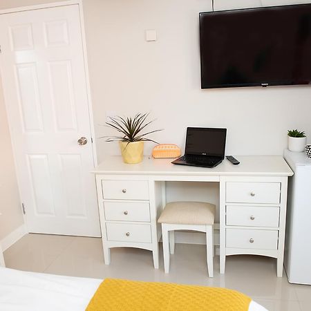 Pinehill Rooms Reading Exteriér fotografie