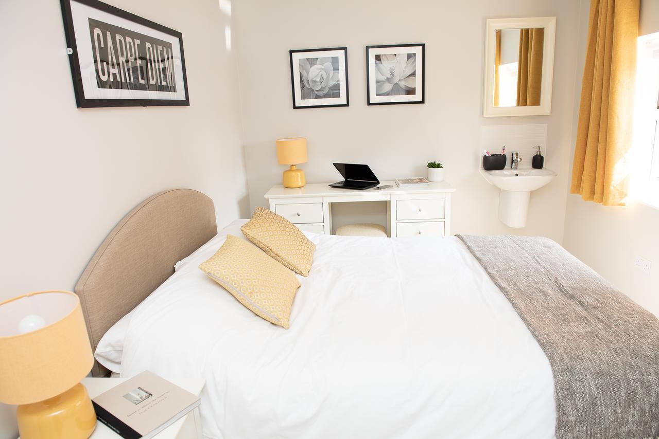 Pinehill Rooms Reading Exteriér fotografie